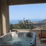 Le Belvedere Hotel 3*