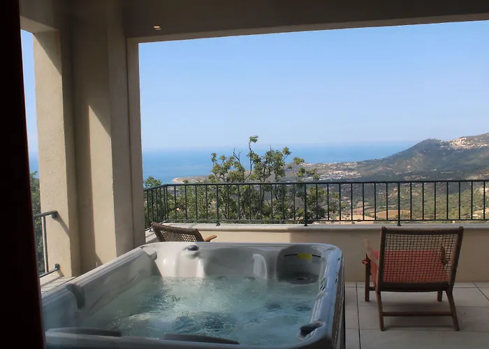 Le Belvedere Hotel 3*