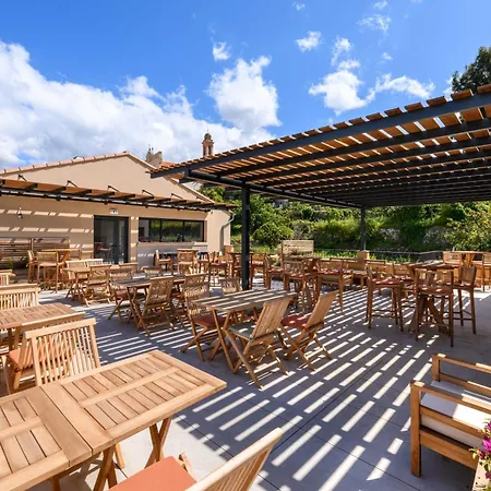 Le Belvedere Отель