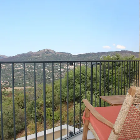 Le Belvedere Отель Lavatoggio